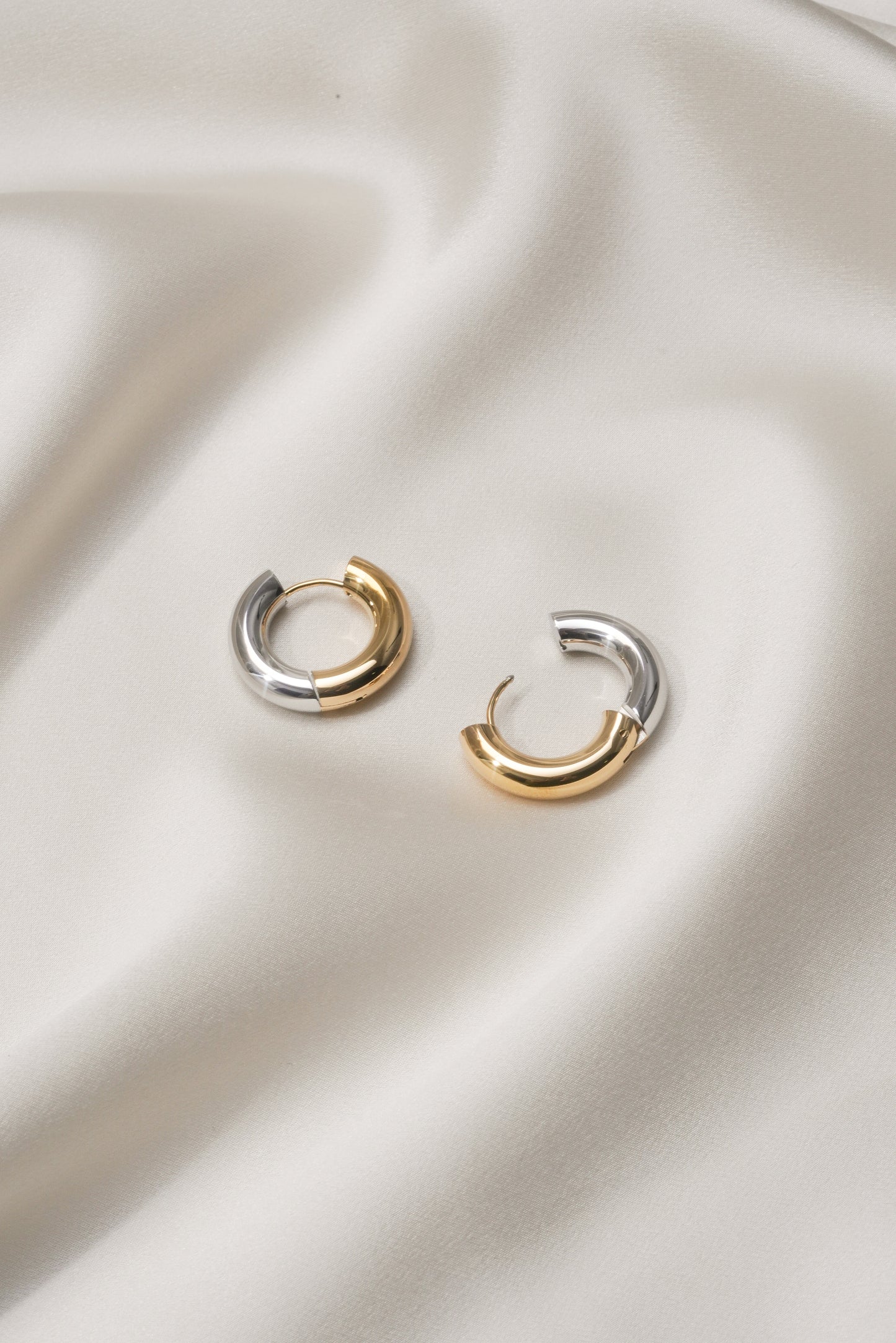 Dual Metal Chunky Infinity Hoops (Pair)